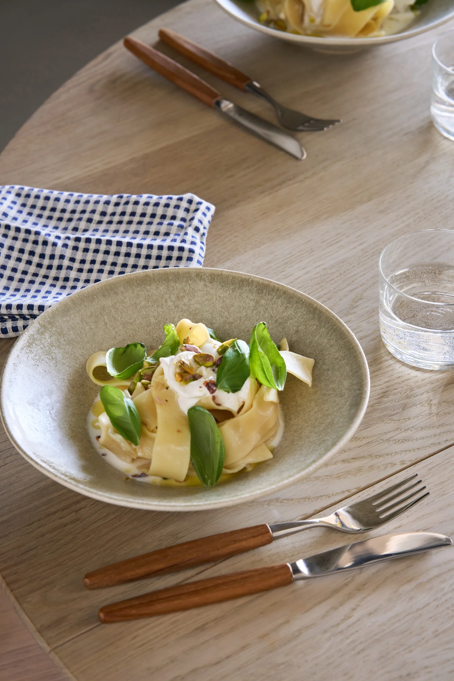 Terra pasta plate, Beige stoneware, Ø22,5 cm Scandi Living