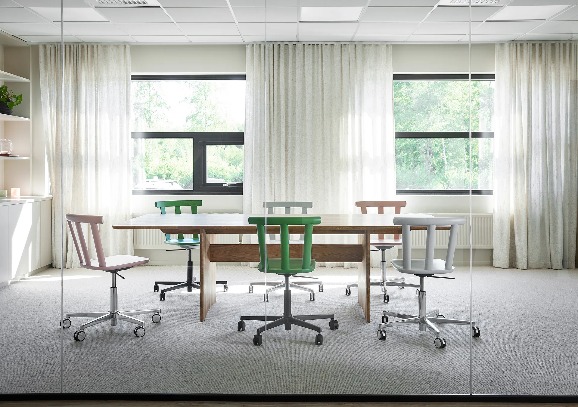 Alt chair swivel base upholstered seat birch, Hallingdal 65-103 grey/beige-white 21 Stolab