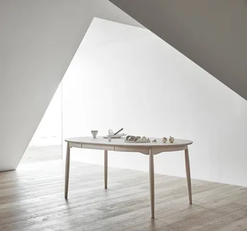 Carl extendable dining table - White-oiled birch, Ø115 cm - Stolab