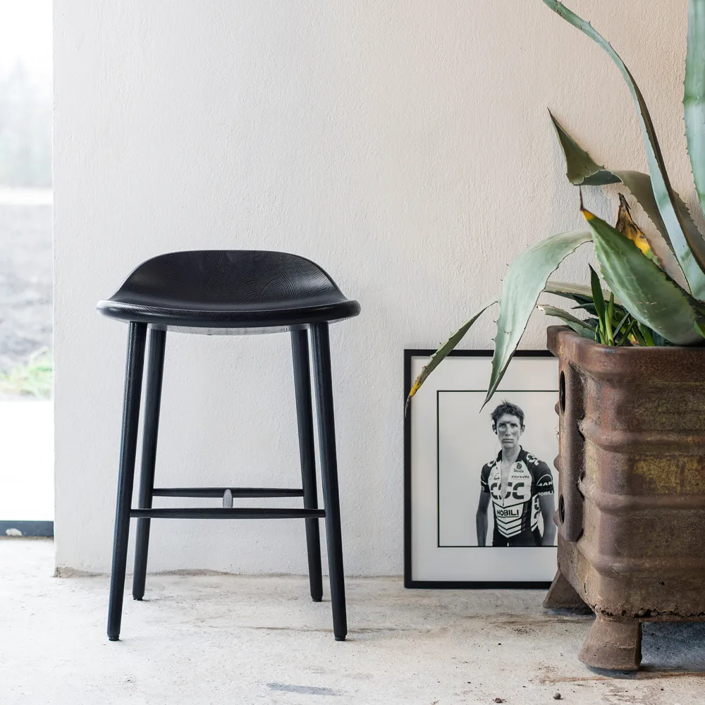 Miss Holly bar stool, Oak light matte lacquered Stolab