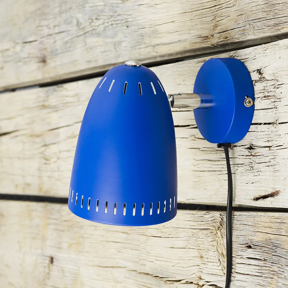 Dynamo wall lamp short arm, Reflex Blue Superliving