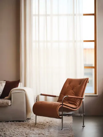 Serpentine armchair - Leather Elmo Soft Dark brown–Tärnsjö Tobacco - Swedese