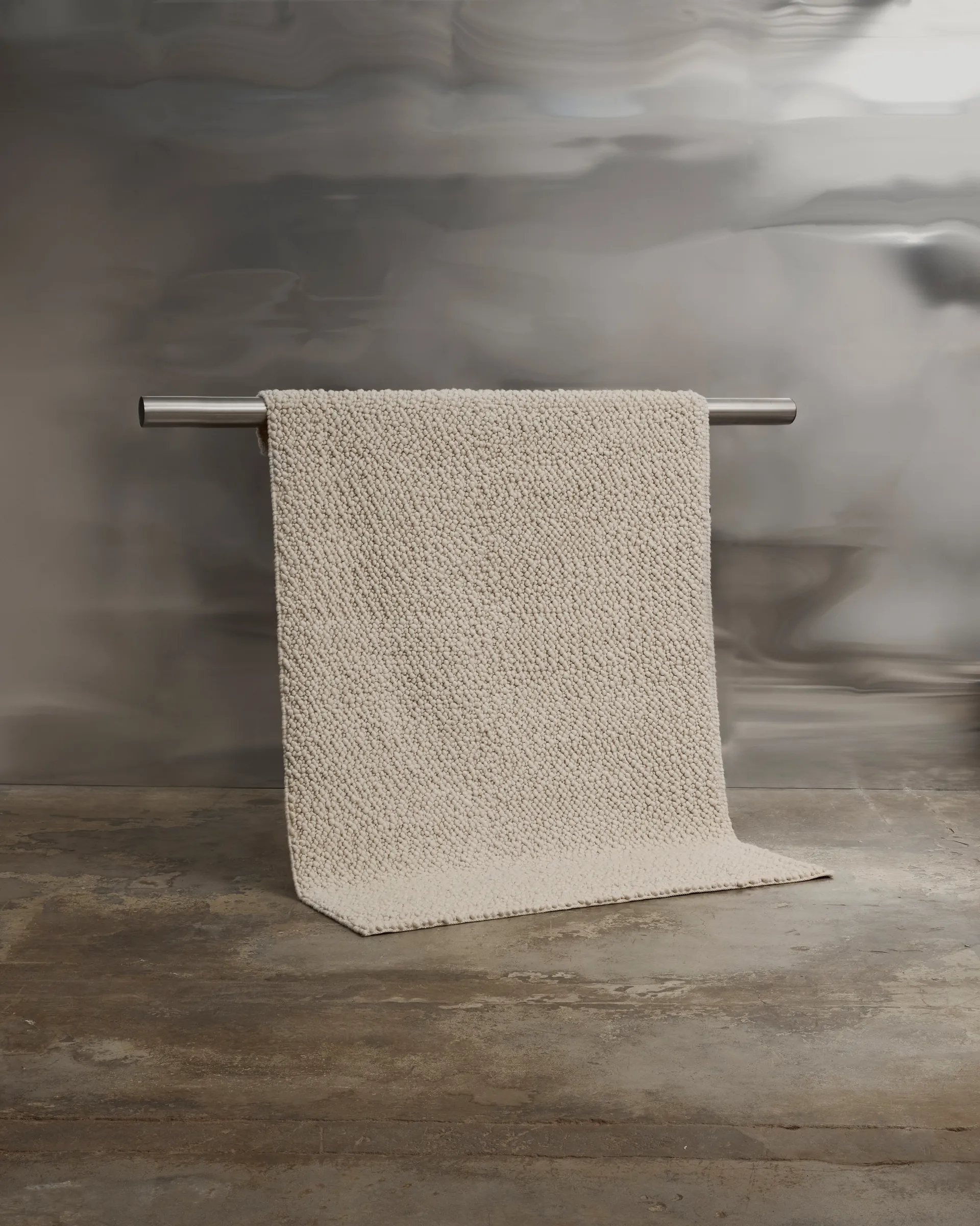 Andersdotter wool rug 250x350 cm, Beige-off white Tinted