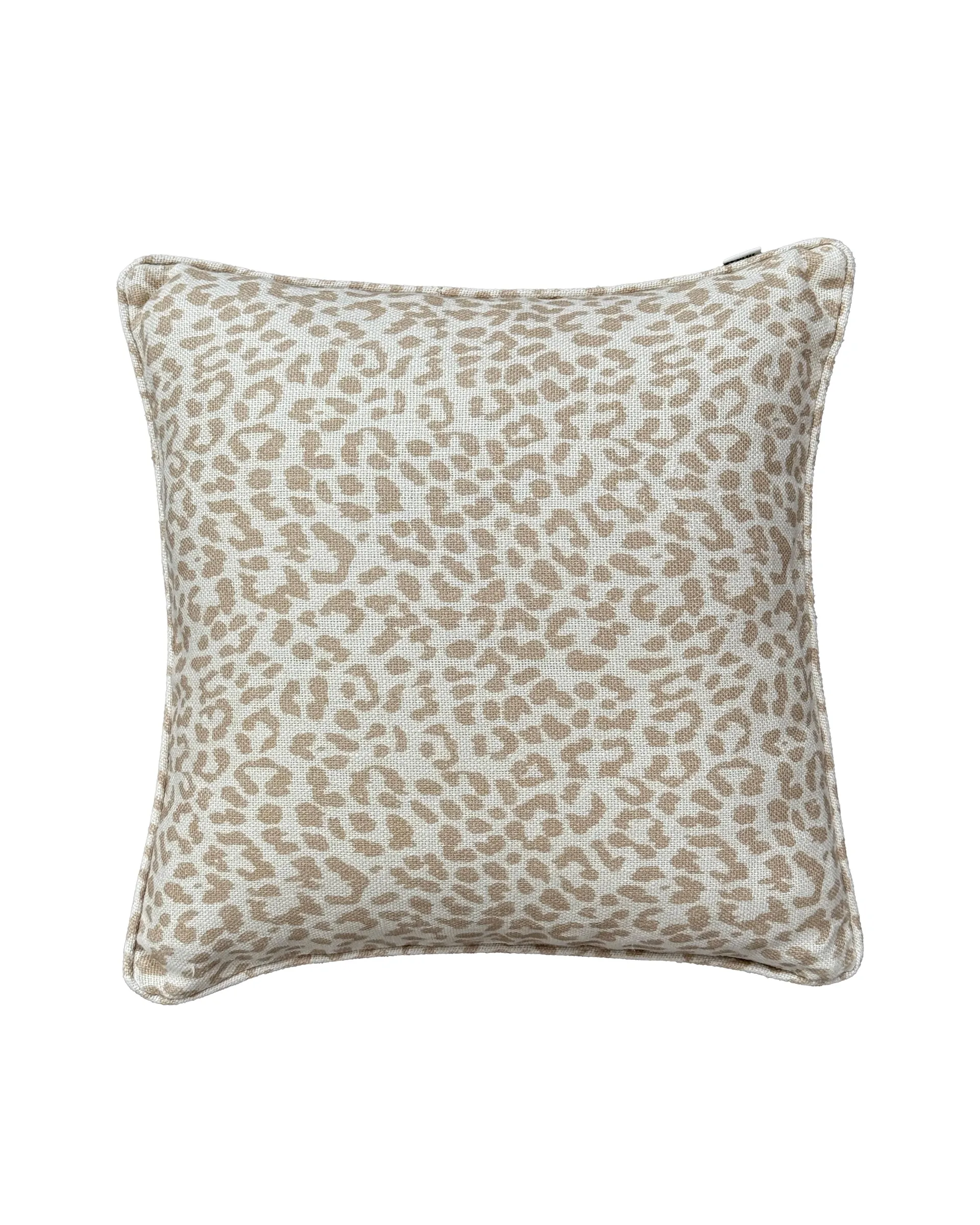 Norell cushion, Leopard beige-off white, 50x50 cm Tinted Norell cushion, Leopard beige-off white, 50x50 cm Tinted