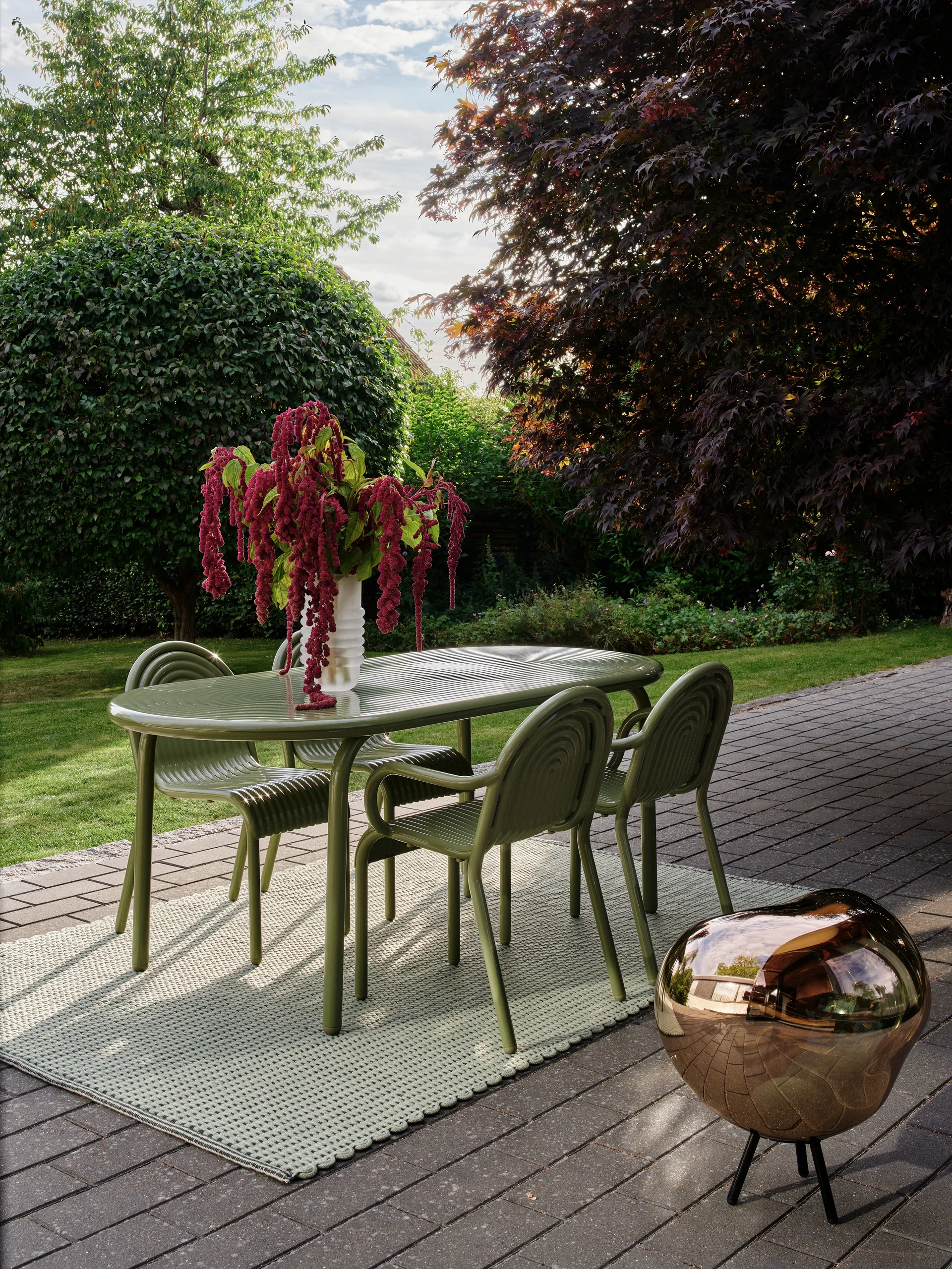 Press Large vase, Frosted Tom Dixon