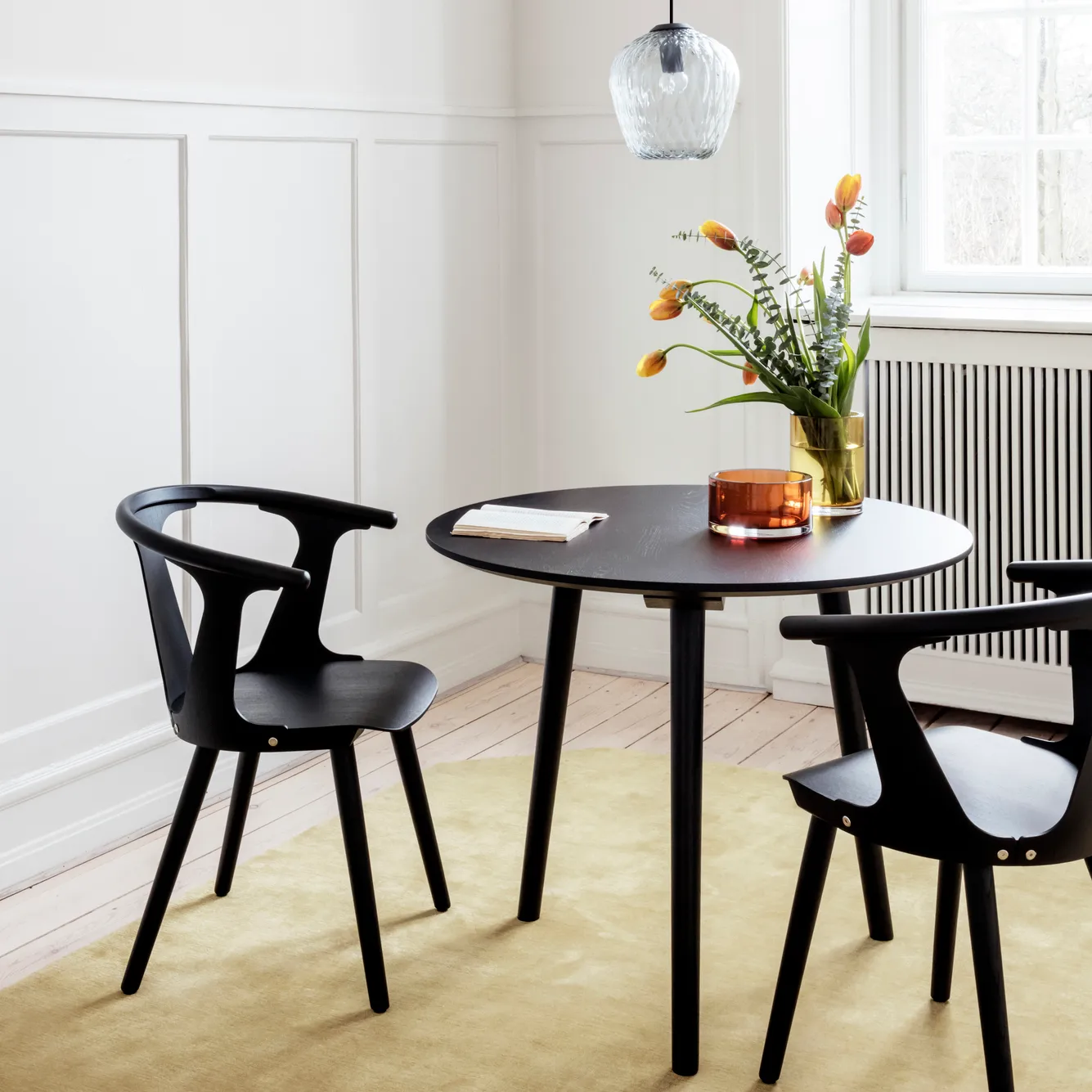 In Between table SK3, Stained black oak &Tradition