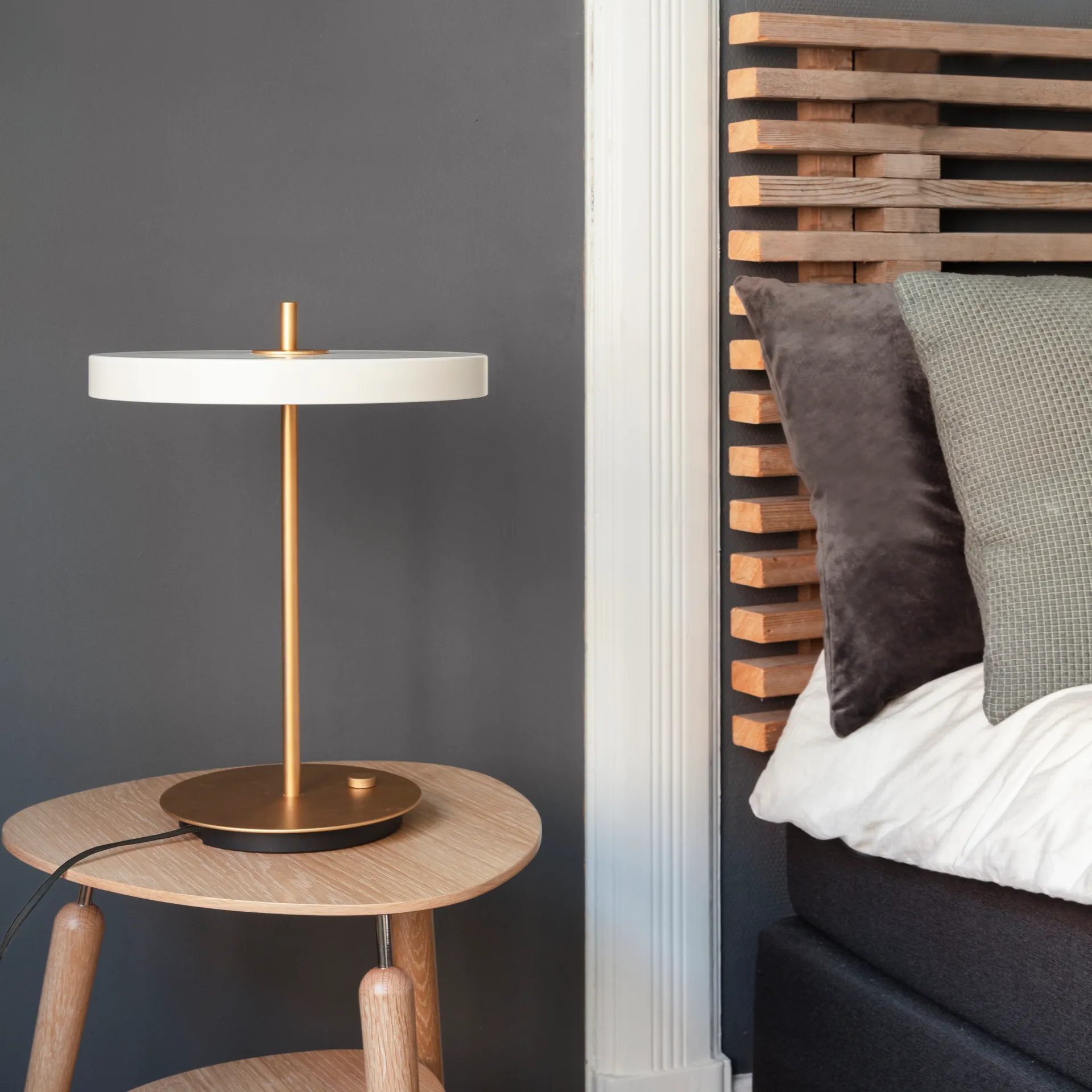 Asteria table lamp, Pearl Umage