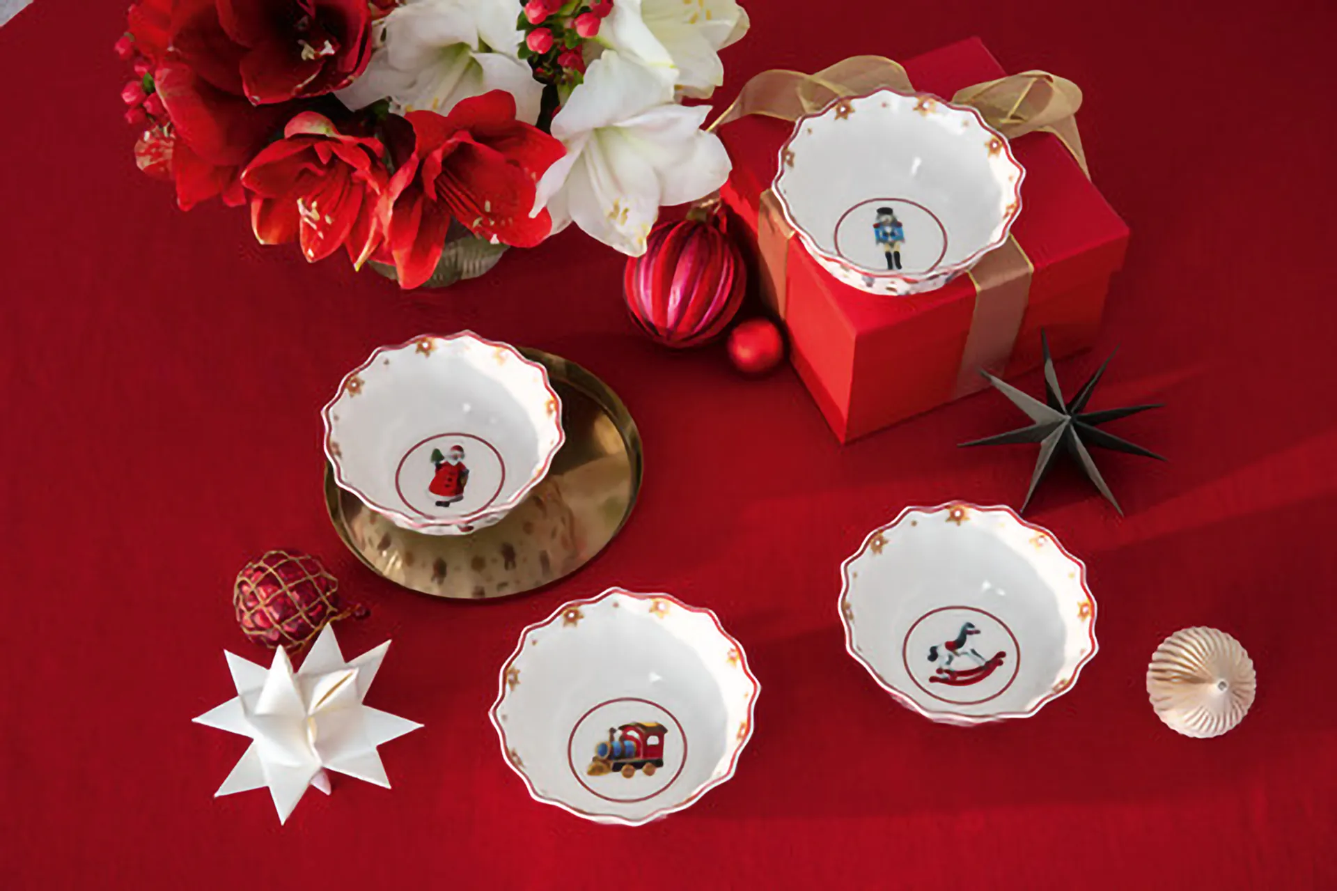 Toy's Delight bowl 4 pieces, White-red Villeroy & Boch