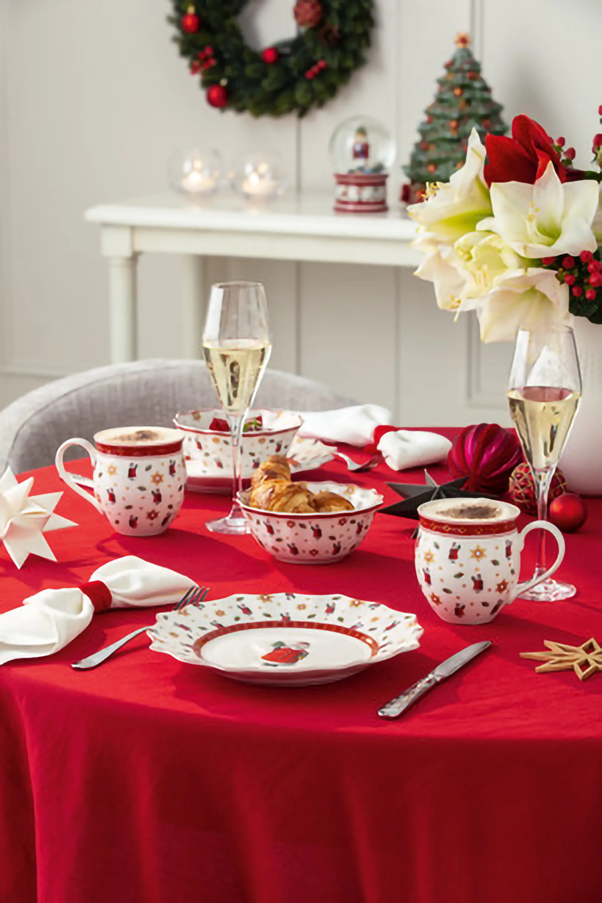 Toy's Delight cup 4 pieces, White-red Villeroy & Boch