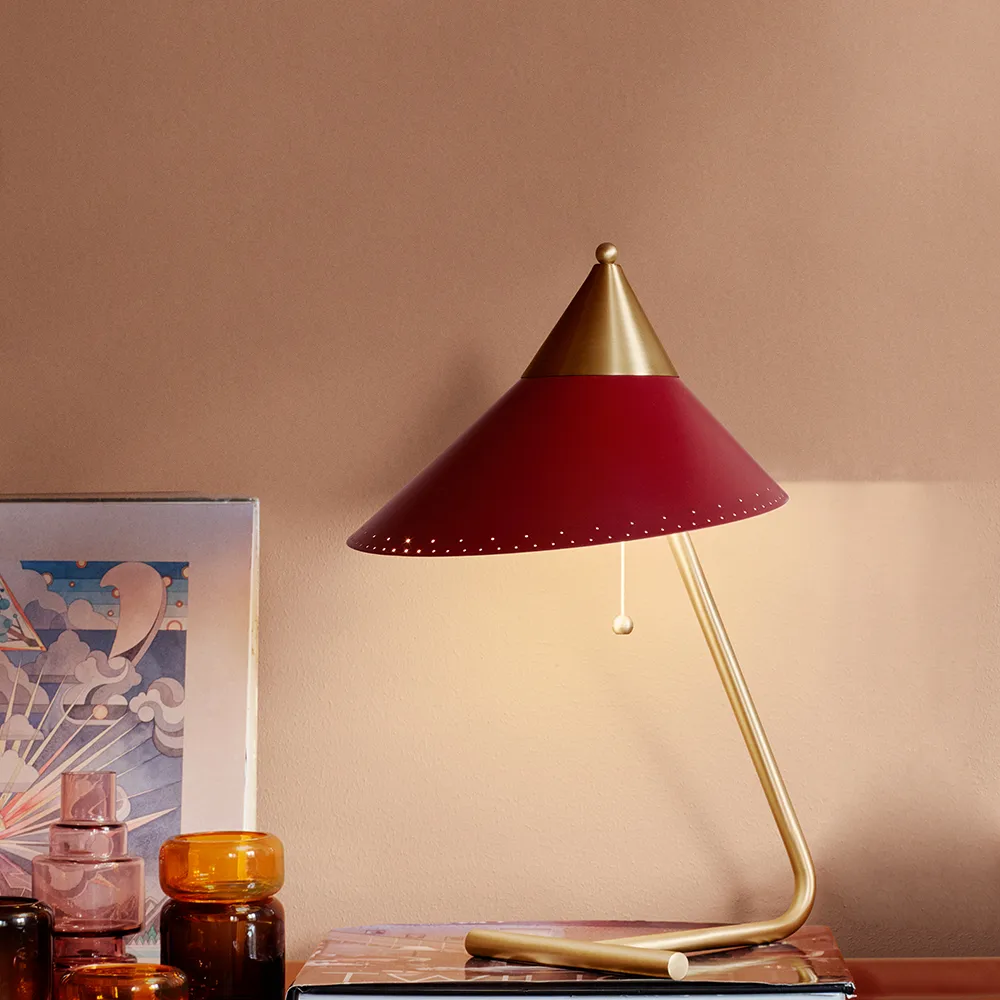 Brass Top table lamp, Warm white, brass stand Warm Nordic