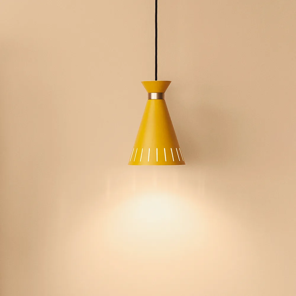 Cone pendant lamp, Warm white Warm Nordic
