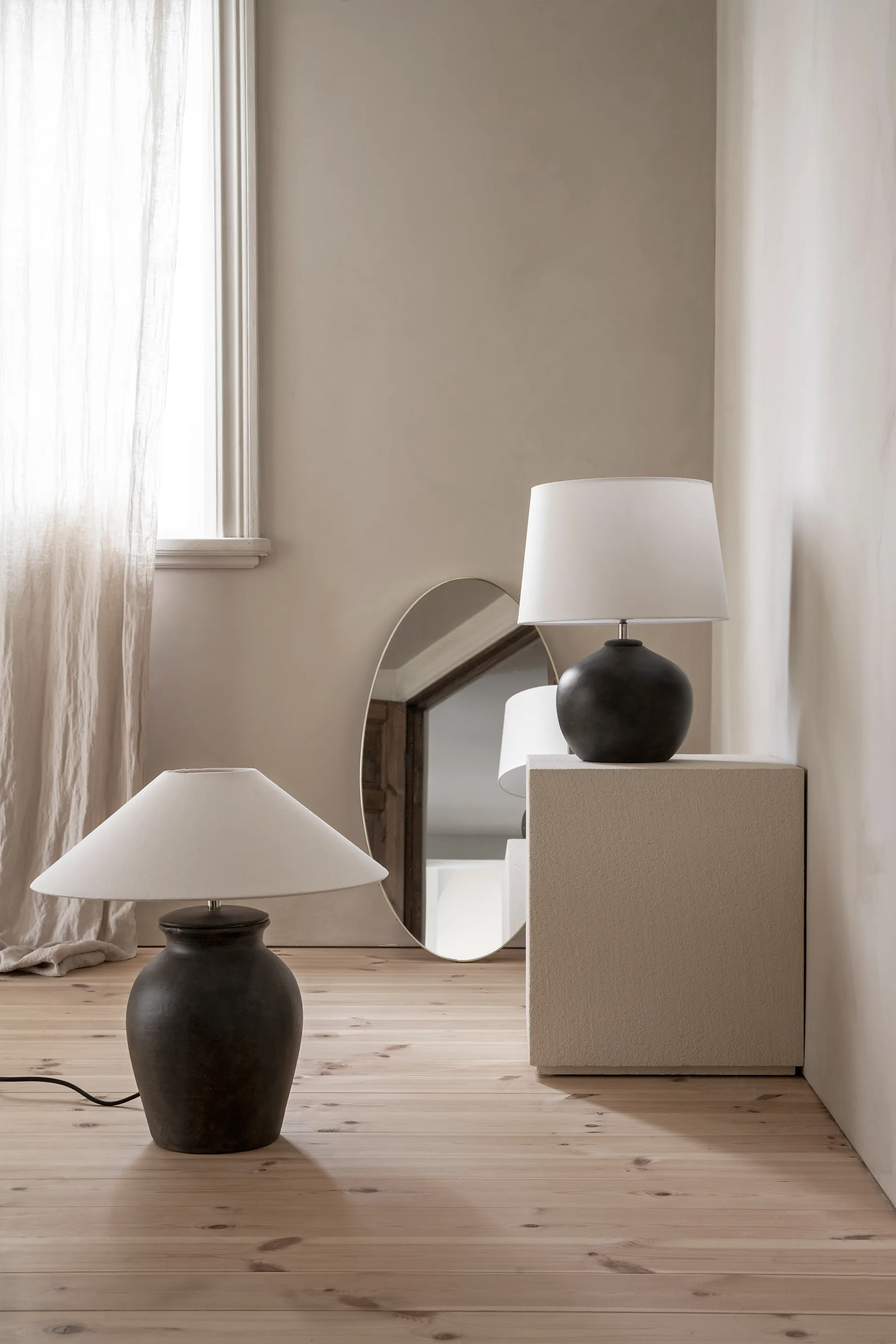 Berit lamp base 38 cm, Black Watt & Veke