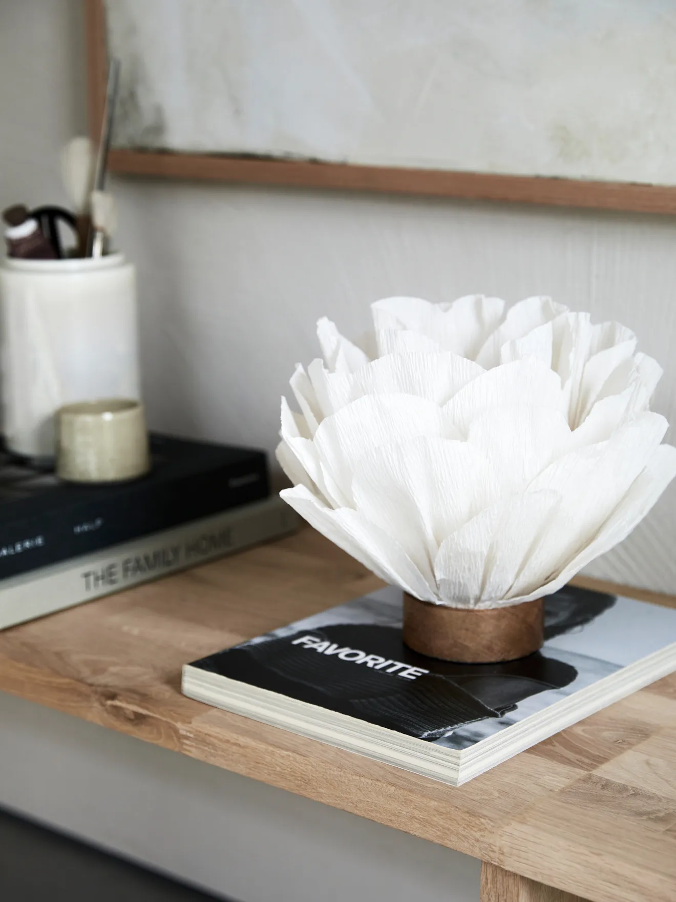 Lisa table lamp, White, Ø28x23 cm Watt & Veke