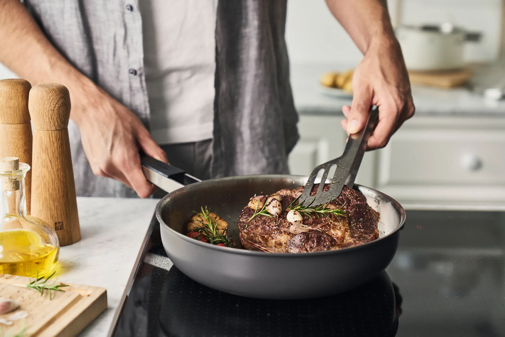 Zwilling Pure frying pan Ø24 cm, Grey Zwilling